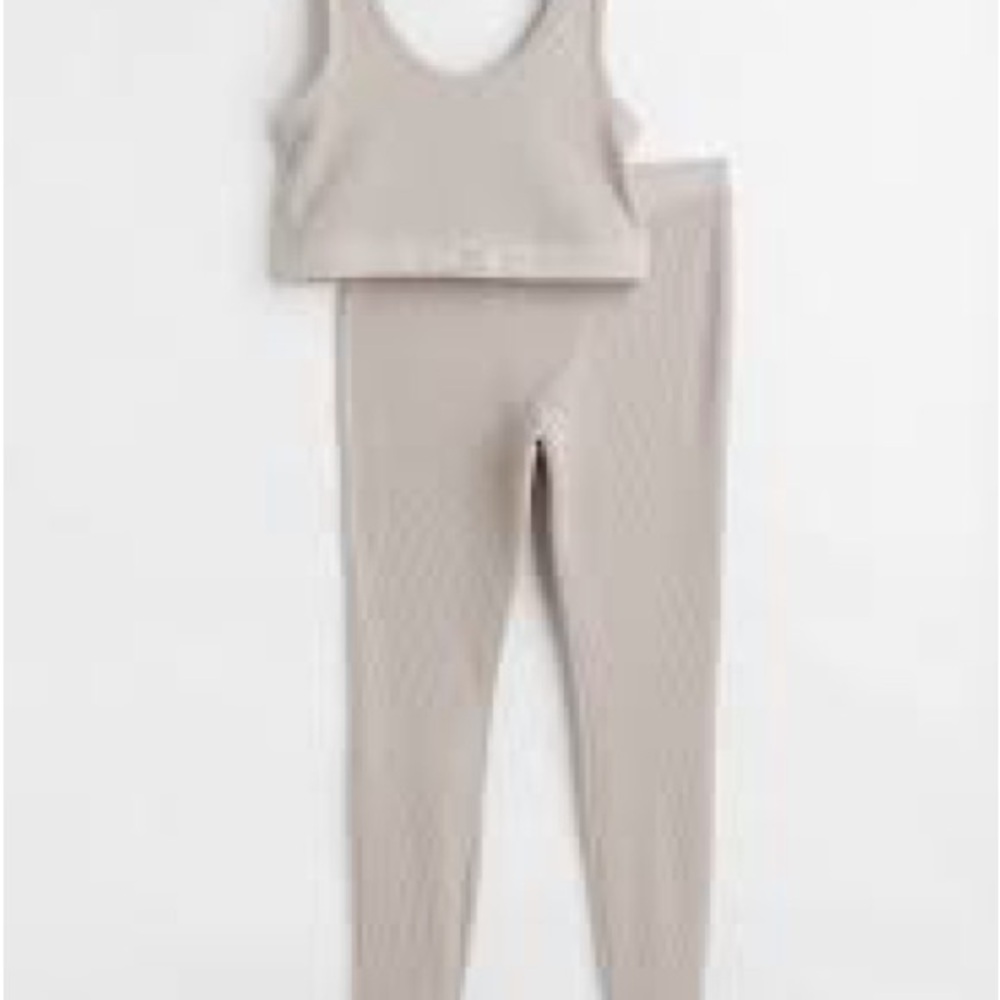 H&M Women's Beige Pajama Set